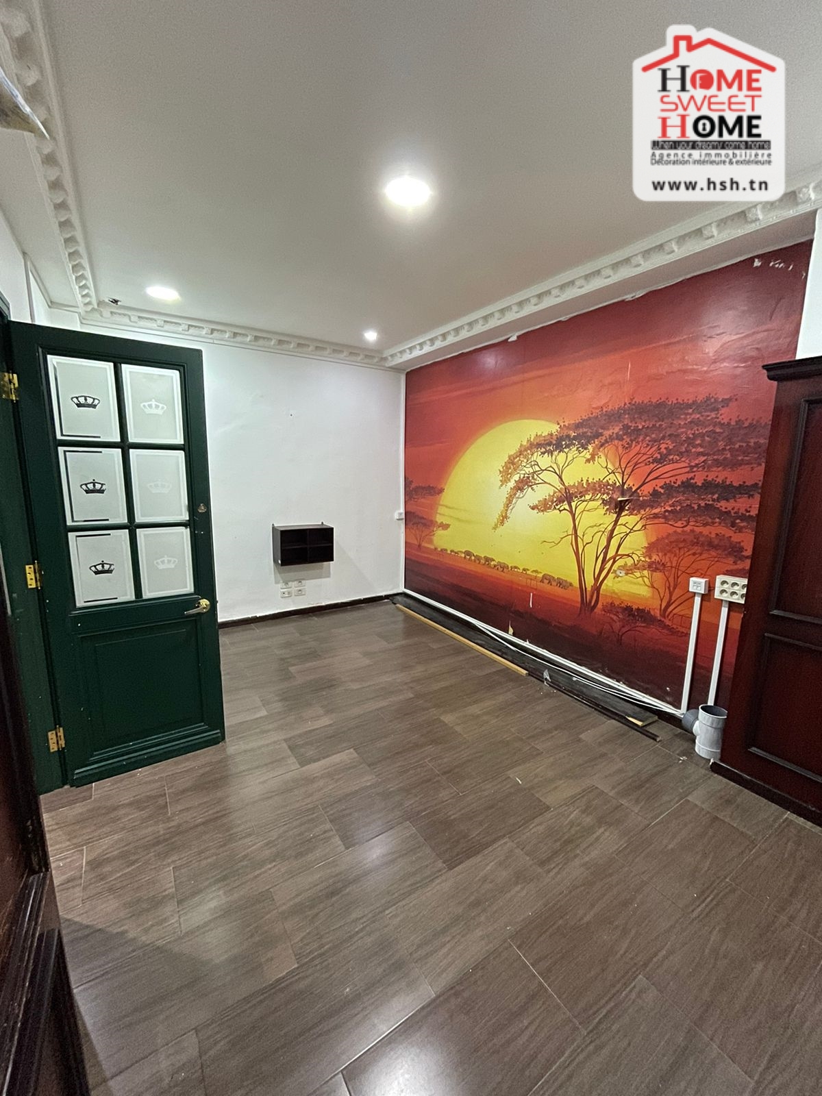 Bab Bhar Bab Bhar Bureaux & Commerces Surfaces Local david  lafayette