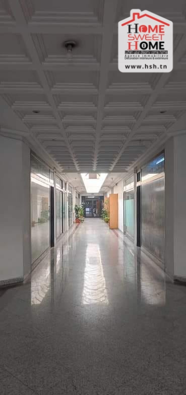 Bab Bhar Bab Bhar Vente Surfaces Local commercial drake  centre ville tunis