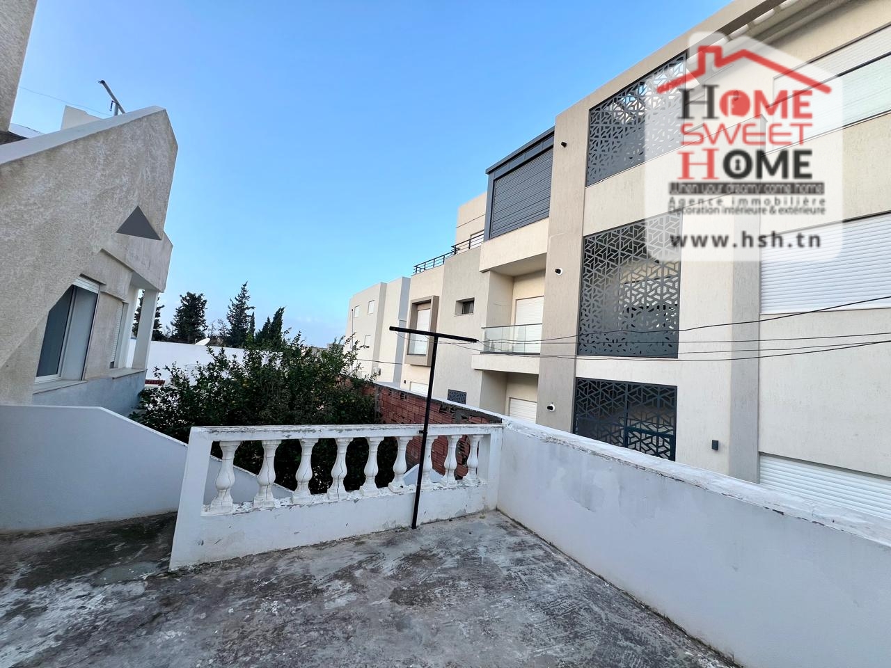 La Soukra Chotrana 1 Vente Appart. 5 pices+ Immeuble gemtu  chotrana1 la soukra
