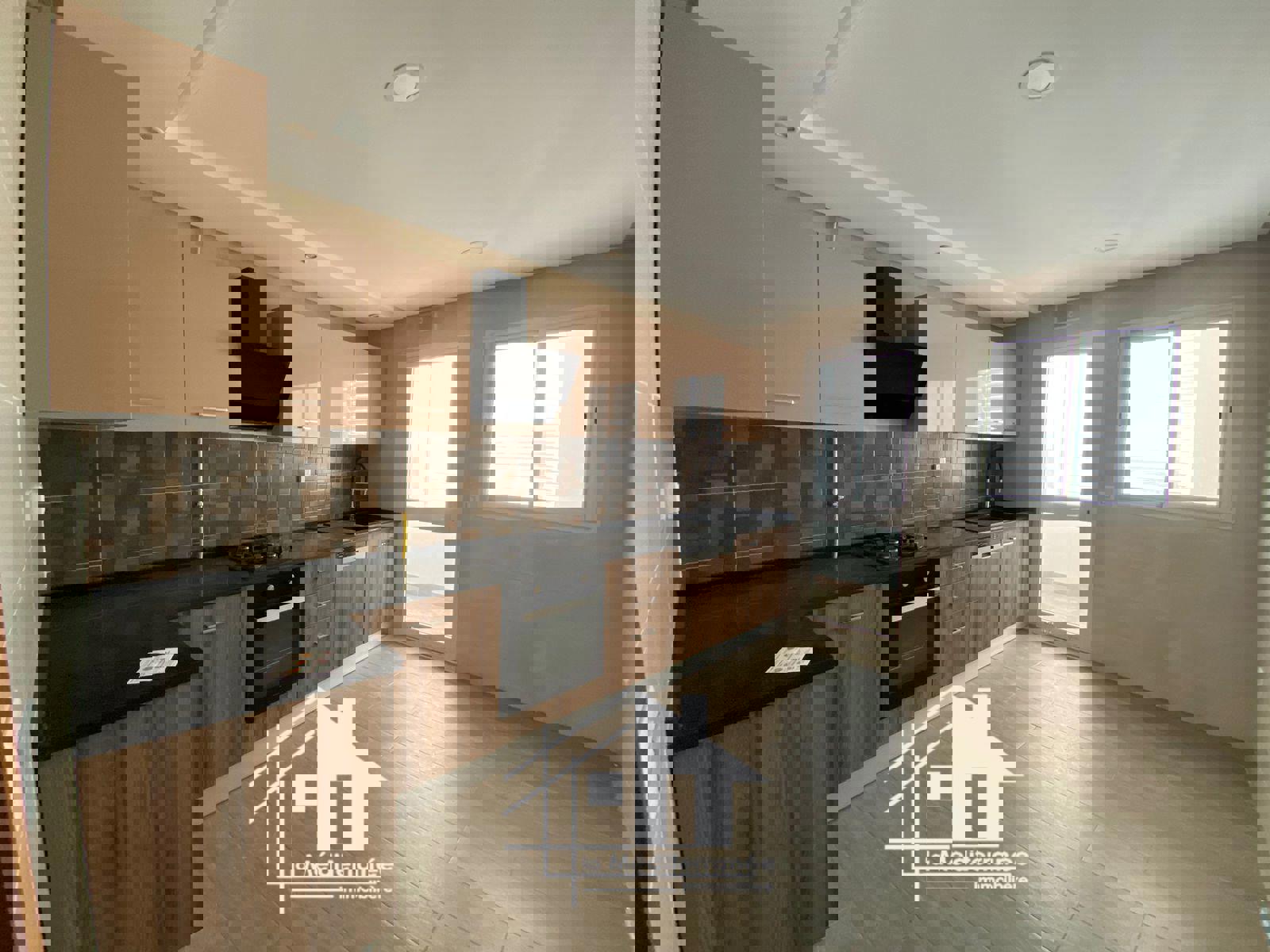 Ain Zaghouan Ain Zaghouan Location Appart. 3 pices Appartement s2  ain zaghouen nord