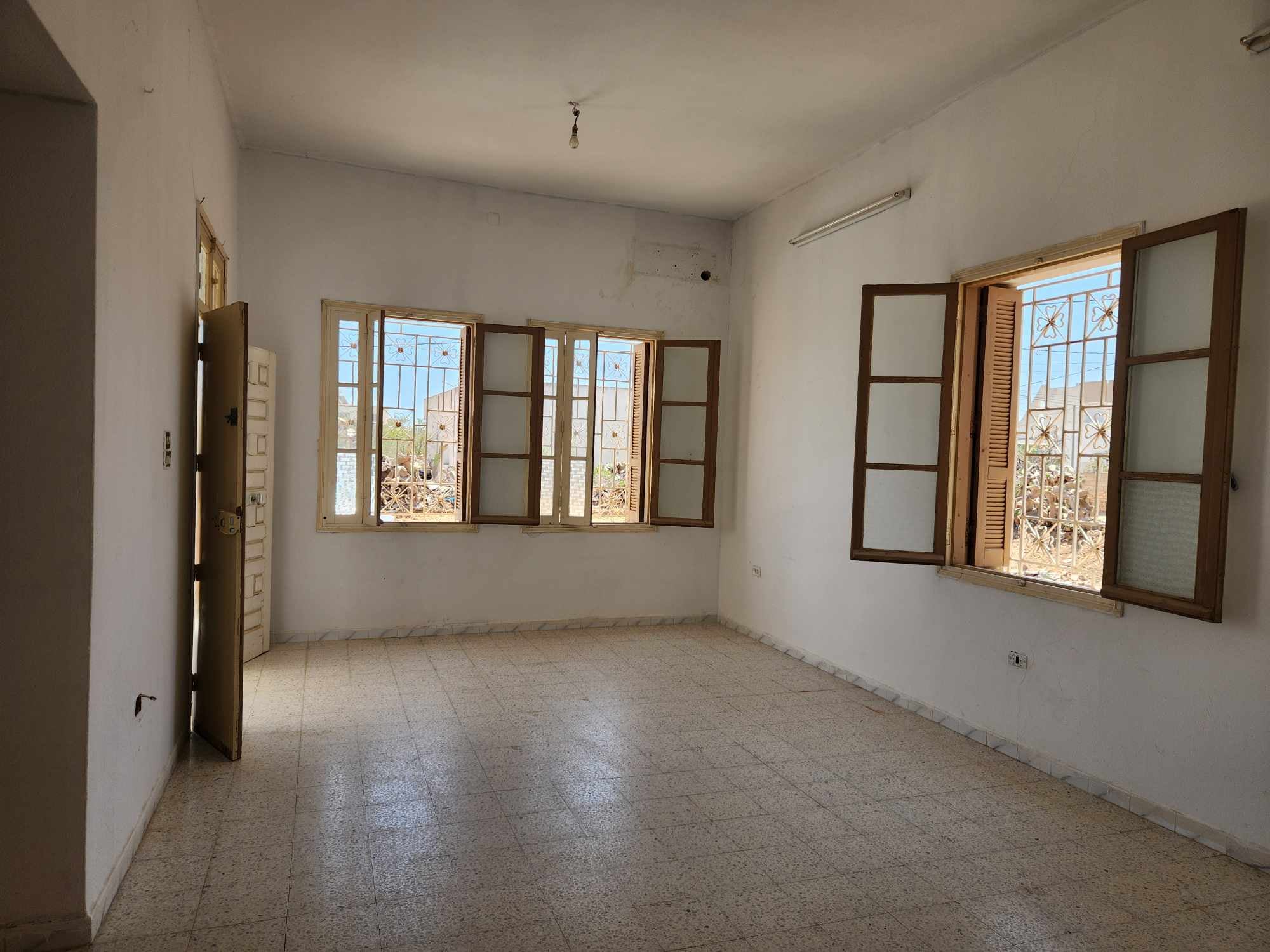 Sfax Est Merkez Chaker Terrain Terrain nu Menzel chaker vnt terrain 1153m2