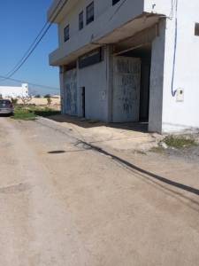 Fouchana Naassen Location Appart. 1 pice Garageatelier 250 m2 ref411a