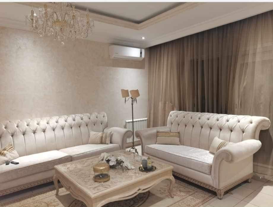 Ain Zaghouan Ain Zaghouan Vente Appart. 3 pices Appartement trois chambres wahat aouina