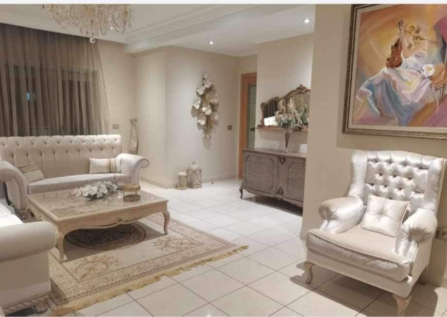 Ain Zaghouan Ain Zaghouan Vente Appart. 3 pices Appartement trois chambres wahat aouina