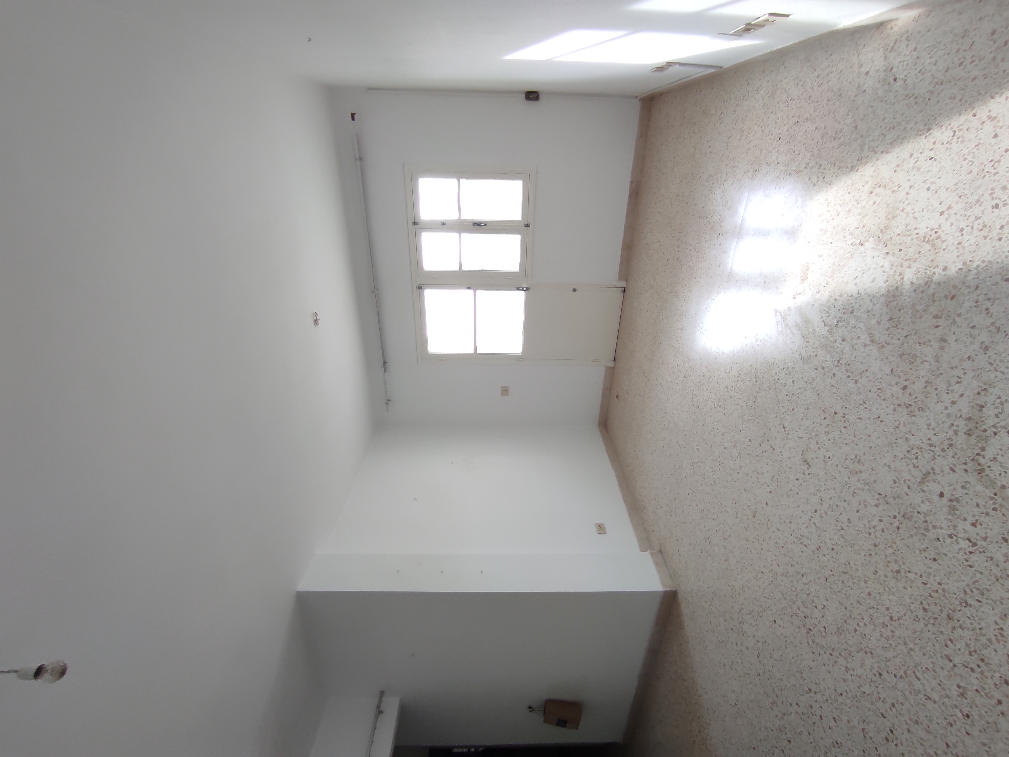 La Soukra Borj Louzir Vente Appart. 3 pices Appartement s3 ensoleill  behi ladgham