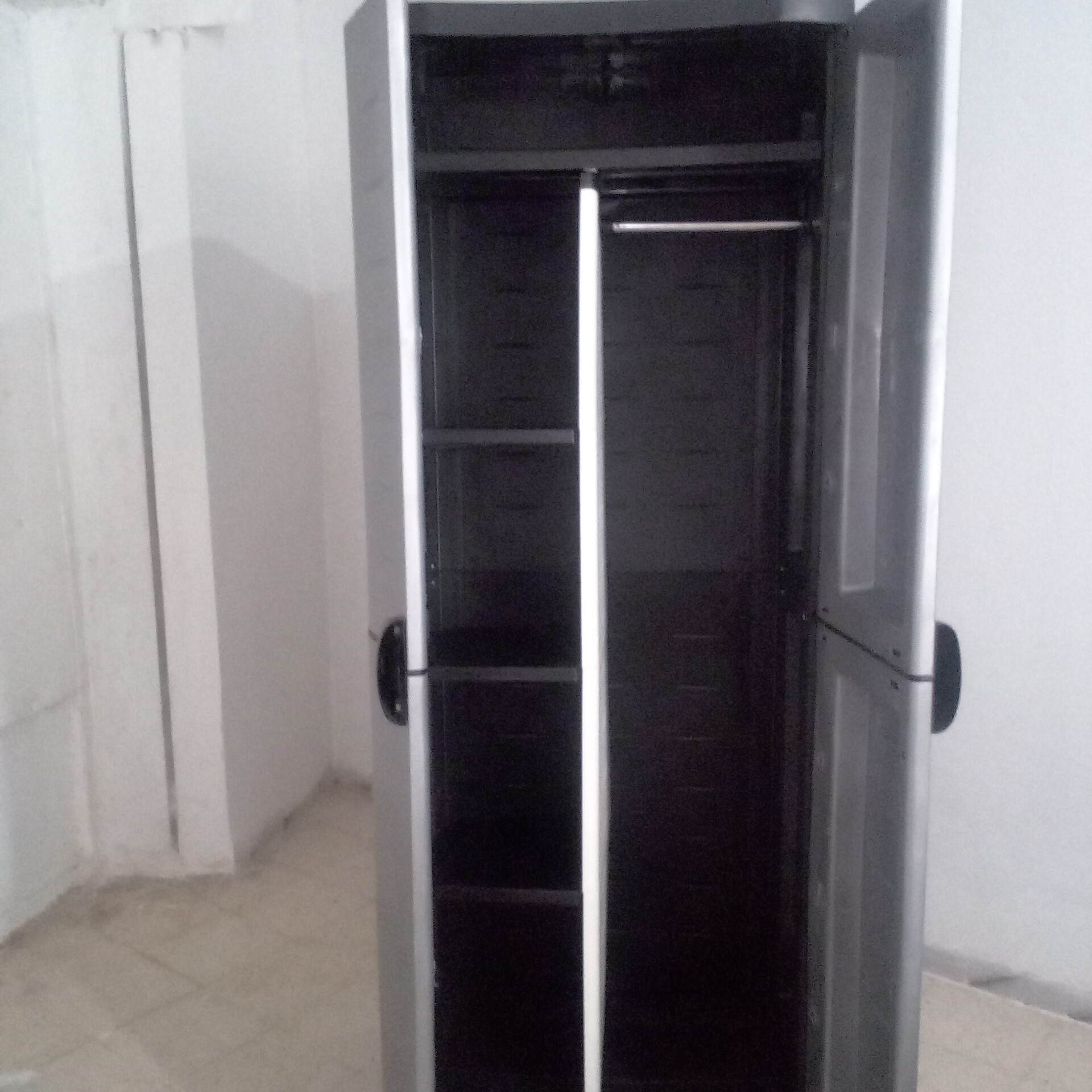 Hammam Chatt Hammam Chatt Autres meubles Autres Armoire plastique 200 dt