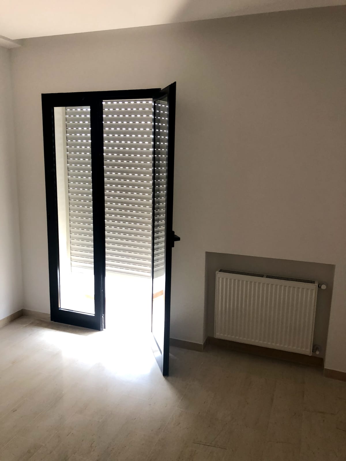 El Mourouj Residence Zahret El Mourouj Location Appart. 4 pices Appartemrnt