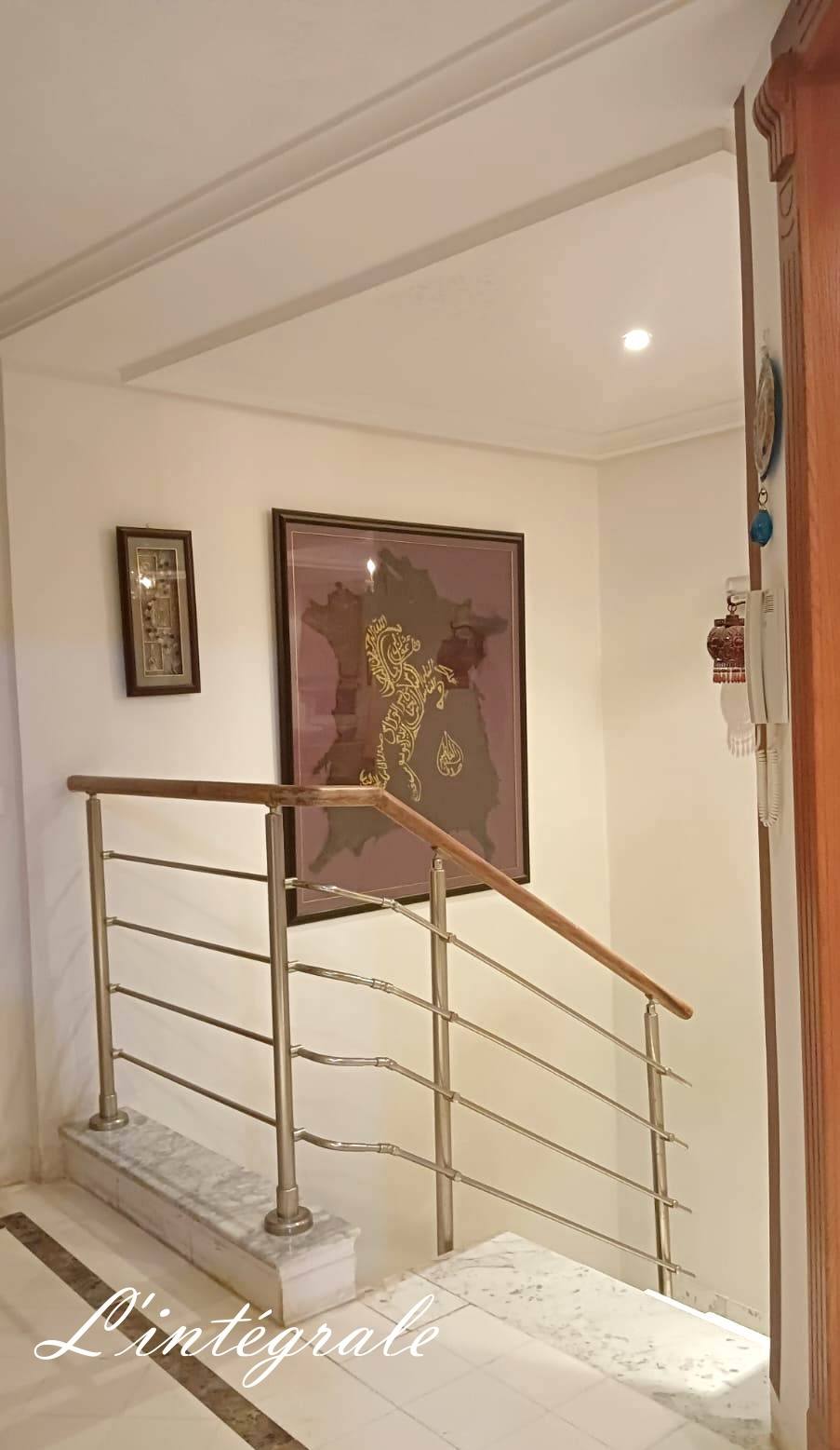 Ariana Ville Cite Ennasr 2 Vente Duplex Un trs beau duplex s3
