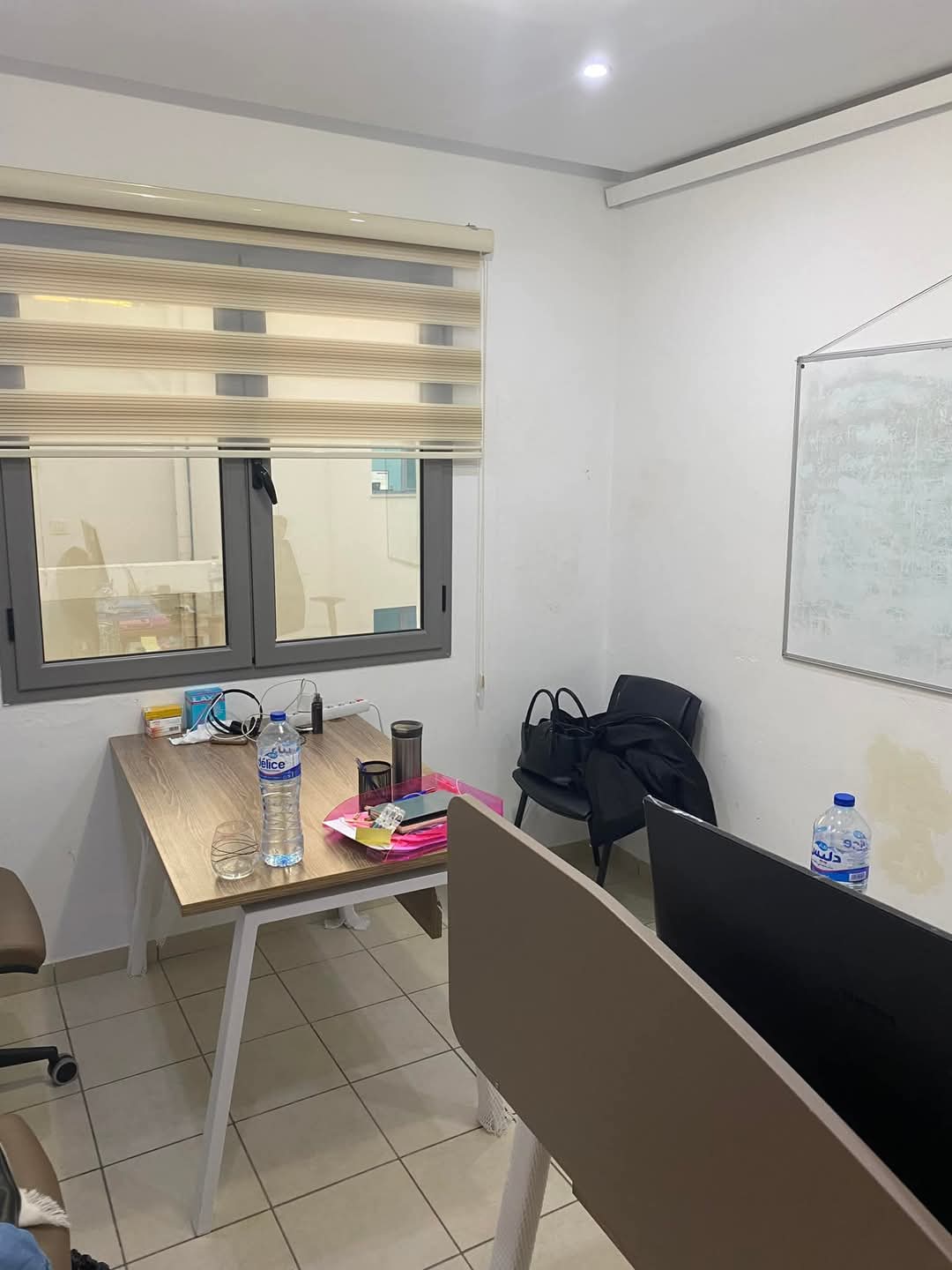 Cite El Khadra Zone urbaine nord Bureaux & Commerces Bureau Bureau h4 zone urbain nord