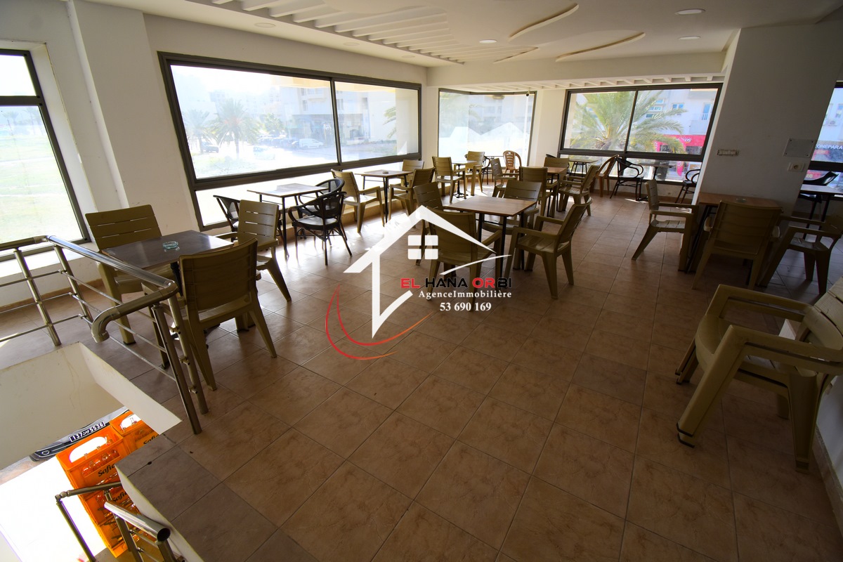 Mahdia Mahdia Vente Surfaces Local commercial deux appts sur route principale