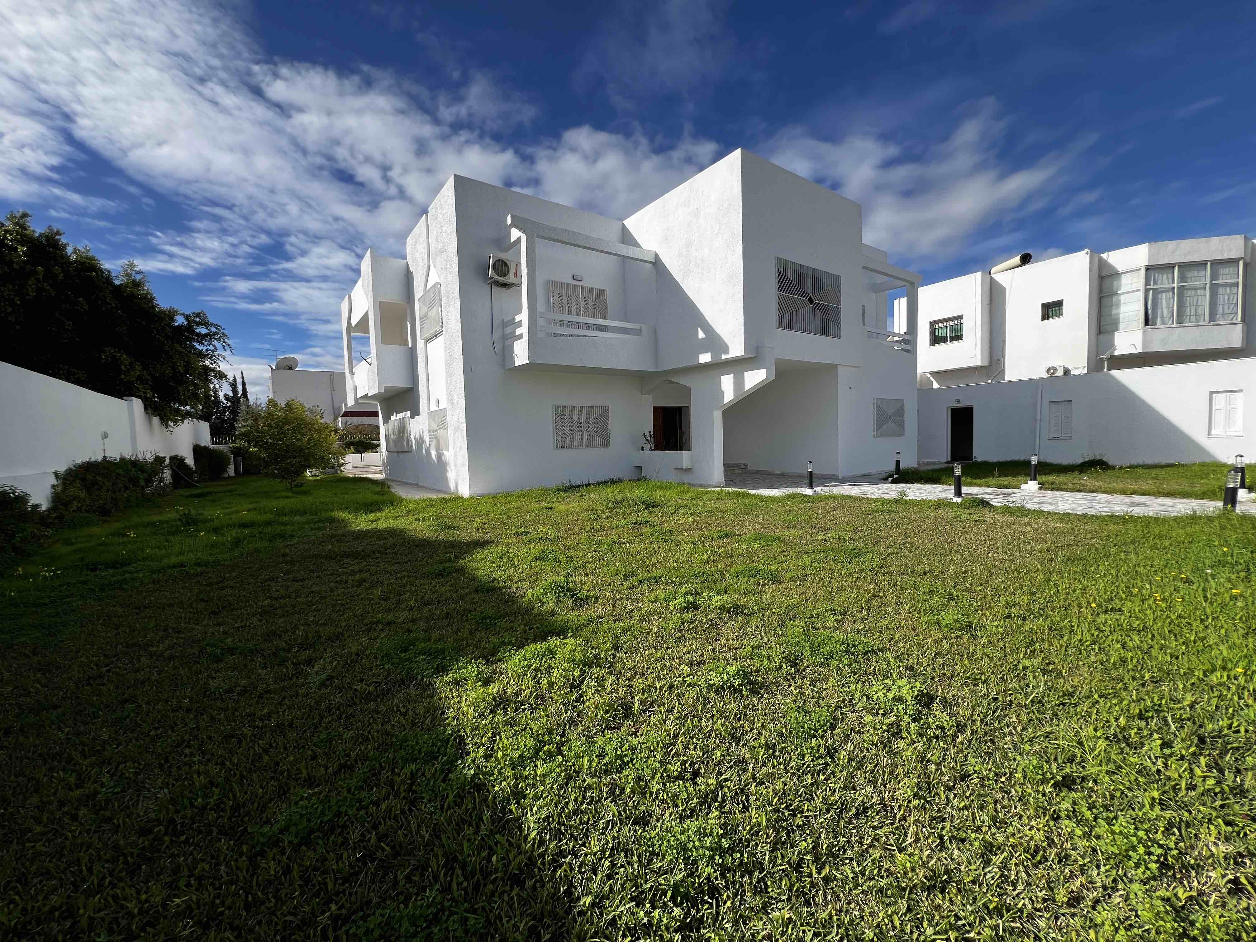 La Soukra La Soukra Location Maisons Villa bureautique s9  la soukra