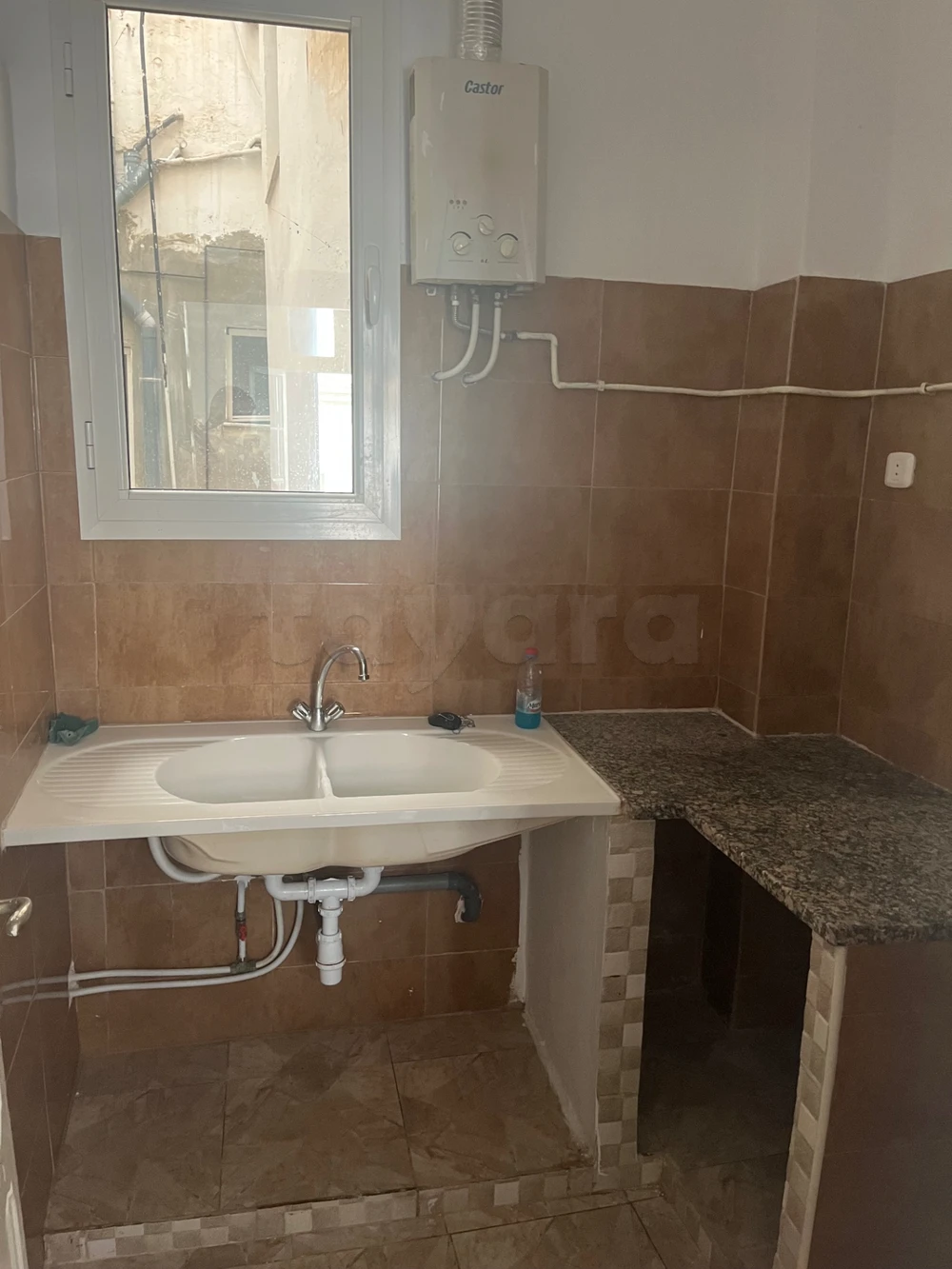 Bab Bhar Hedi Chaker Location Appart. 2 pices Appartement s1 vide laffayette
