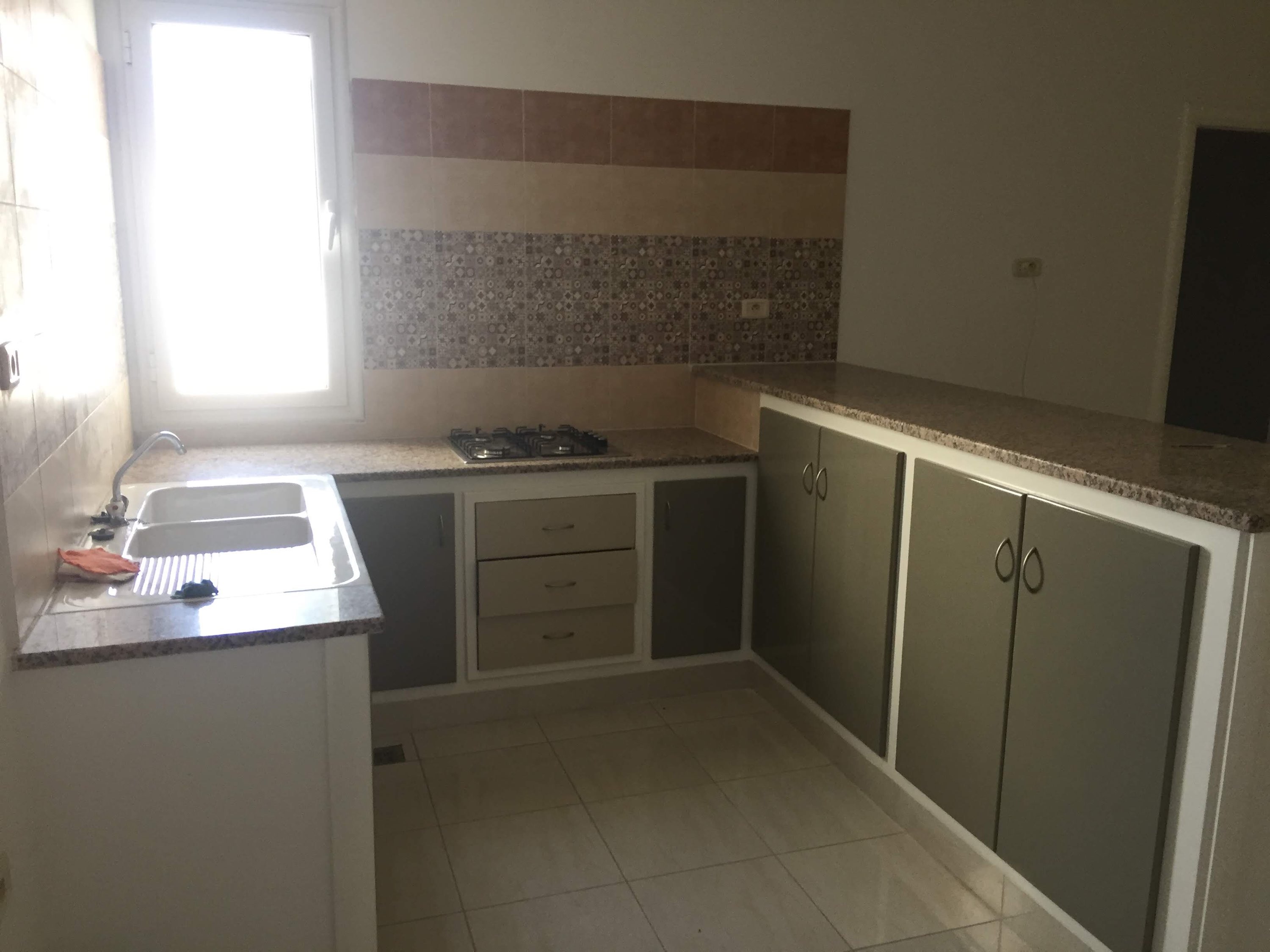 Moknine Cite Souassi Location Appart. 2 pices Loue un appartement s1