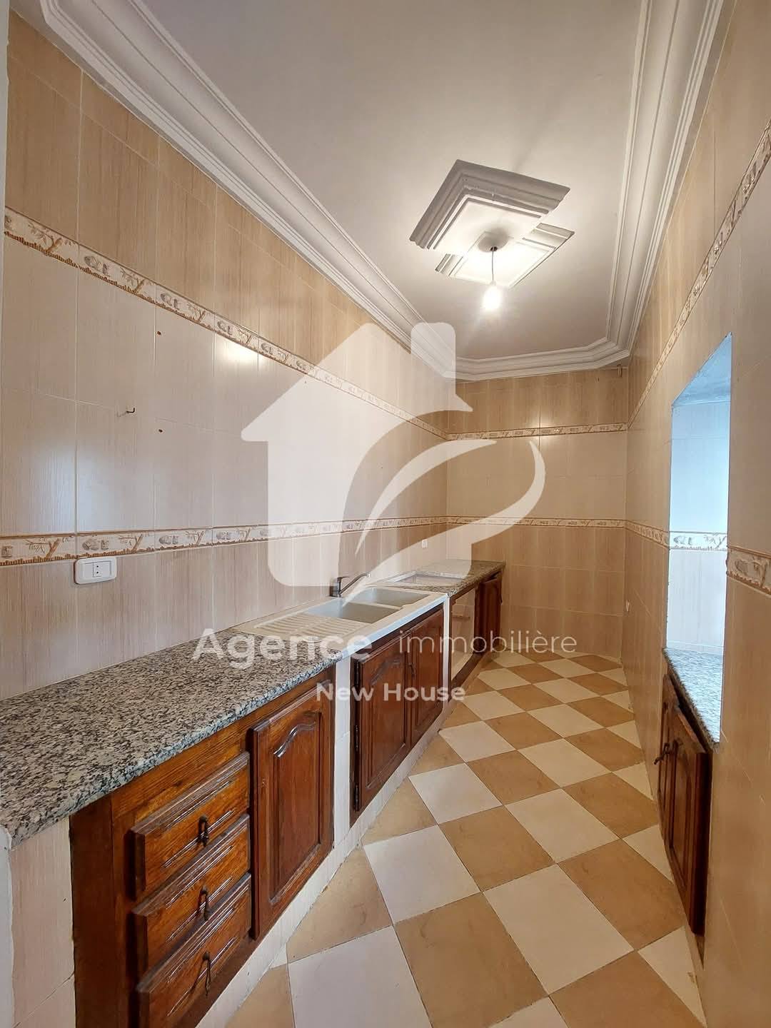 Bizerte Nord Bizerte Vente Duplex Un maison au centre ville
