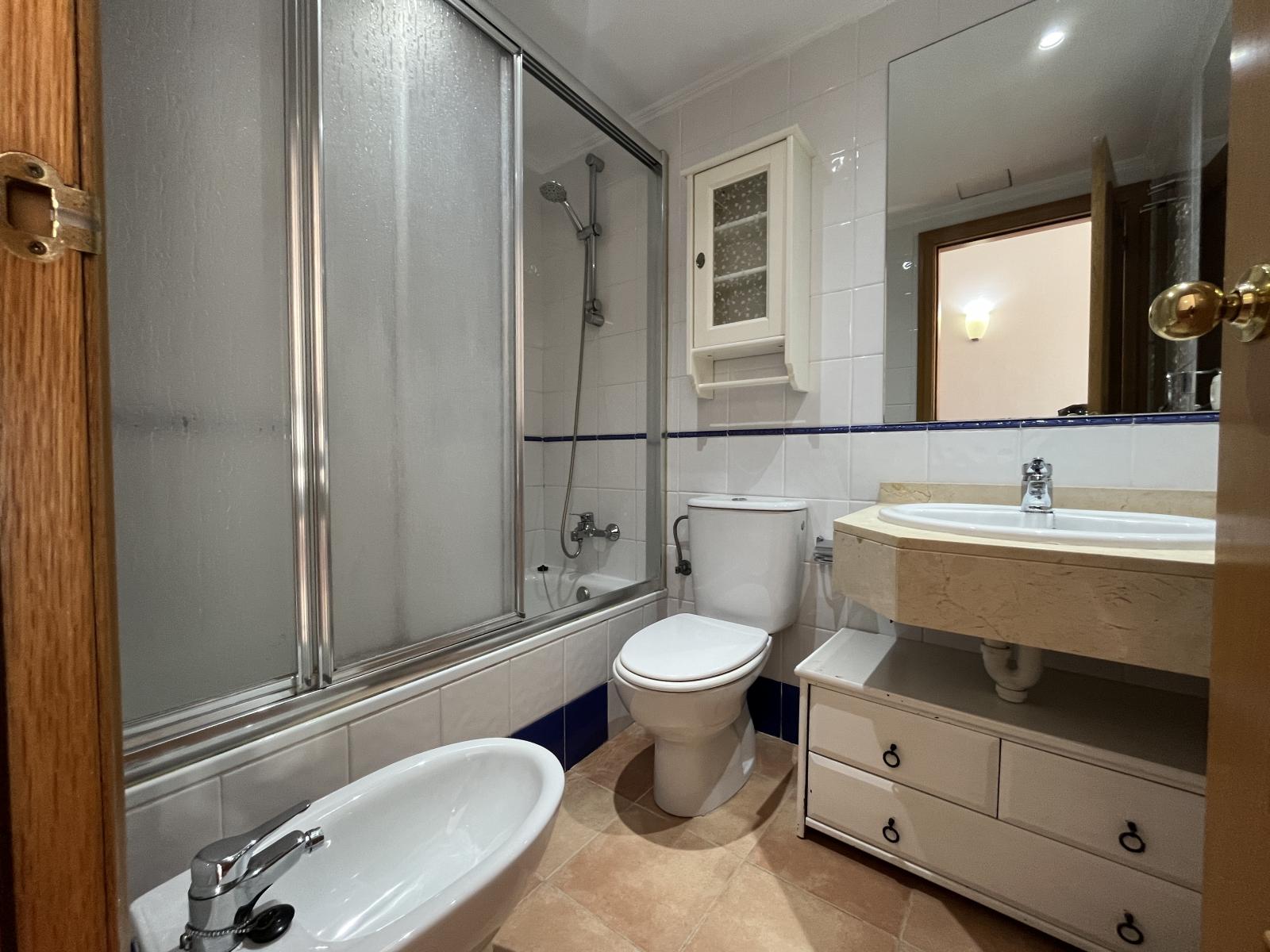 Ain Zaghouan Jardins de Carthage Location Appart. 3 pices Un appartement s3 aux jardin de carthage