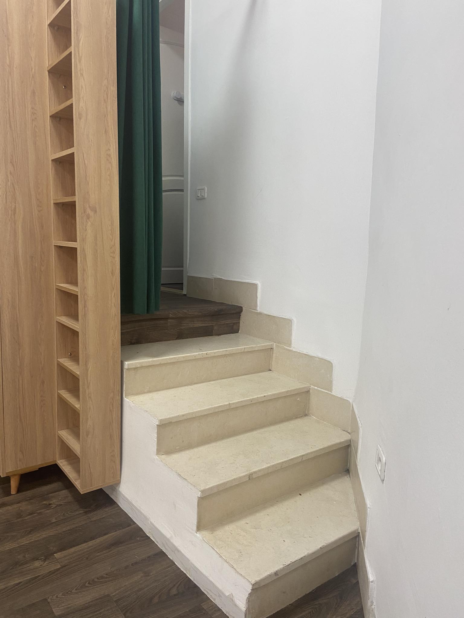 La Marsa El Aouina Bureaux & Commerces Surfaces Local commercial