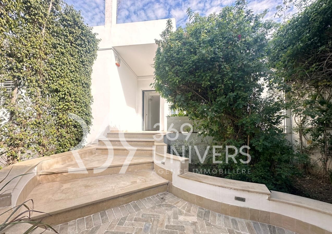 La Marsa Gammart Location Appart. 3 pices Appartement avec terrasse  la marsa ref ra036