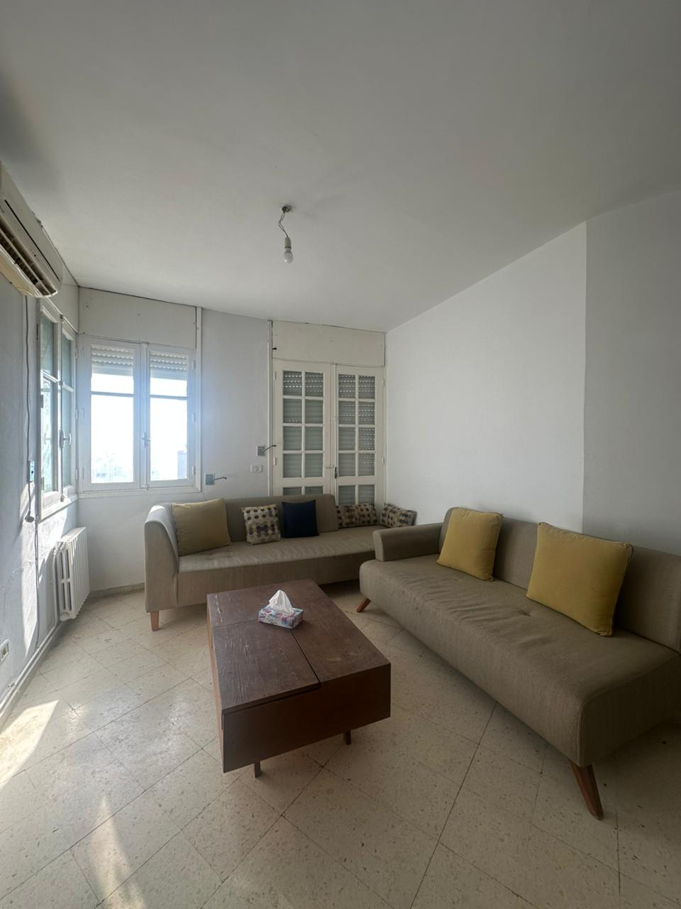 El Menzah El Manar 1 Vente Appart. 4 pices Un appartement en  s3  manar 1 monoprix