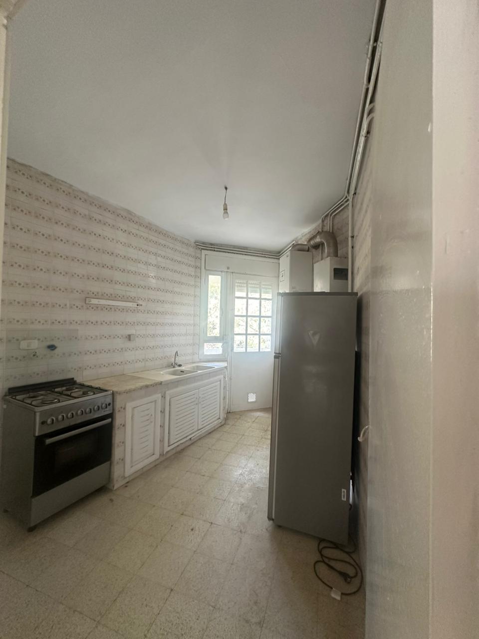El Menzah El Manar 1 Vente Appart. 4 pices Un appartement en  s3  manar 1 monoprix