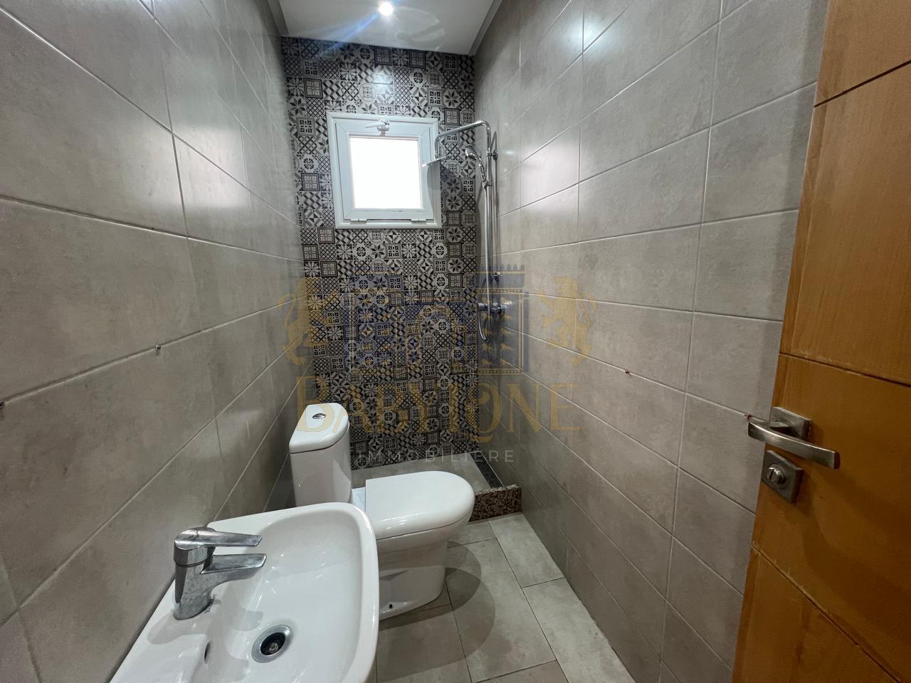 Ain Zaghouan Ain Zaghouan Location Appart. 4 pices Un s3  ain zaghouan nord