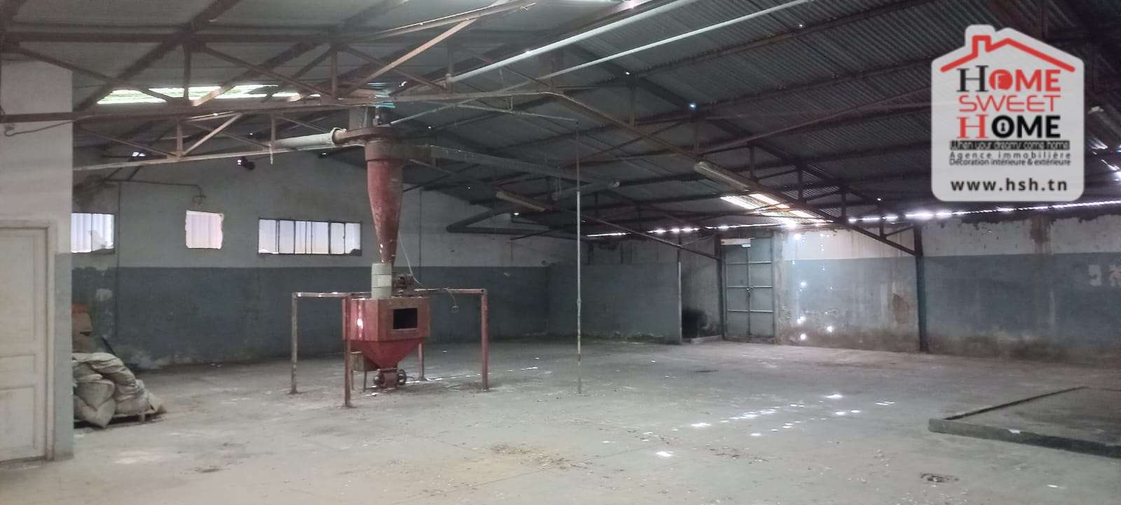 Ben Arous Ben Arous Bureaux & Commerces Surfaces Usine andrian  ben arous
