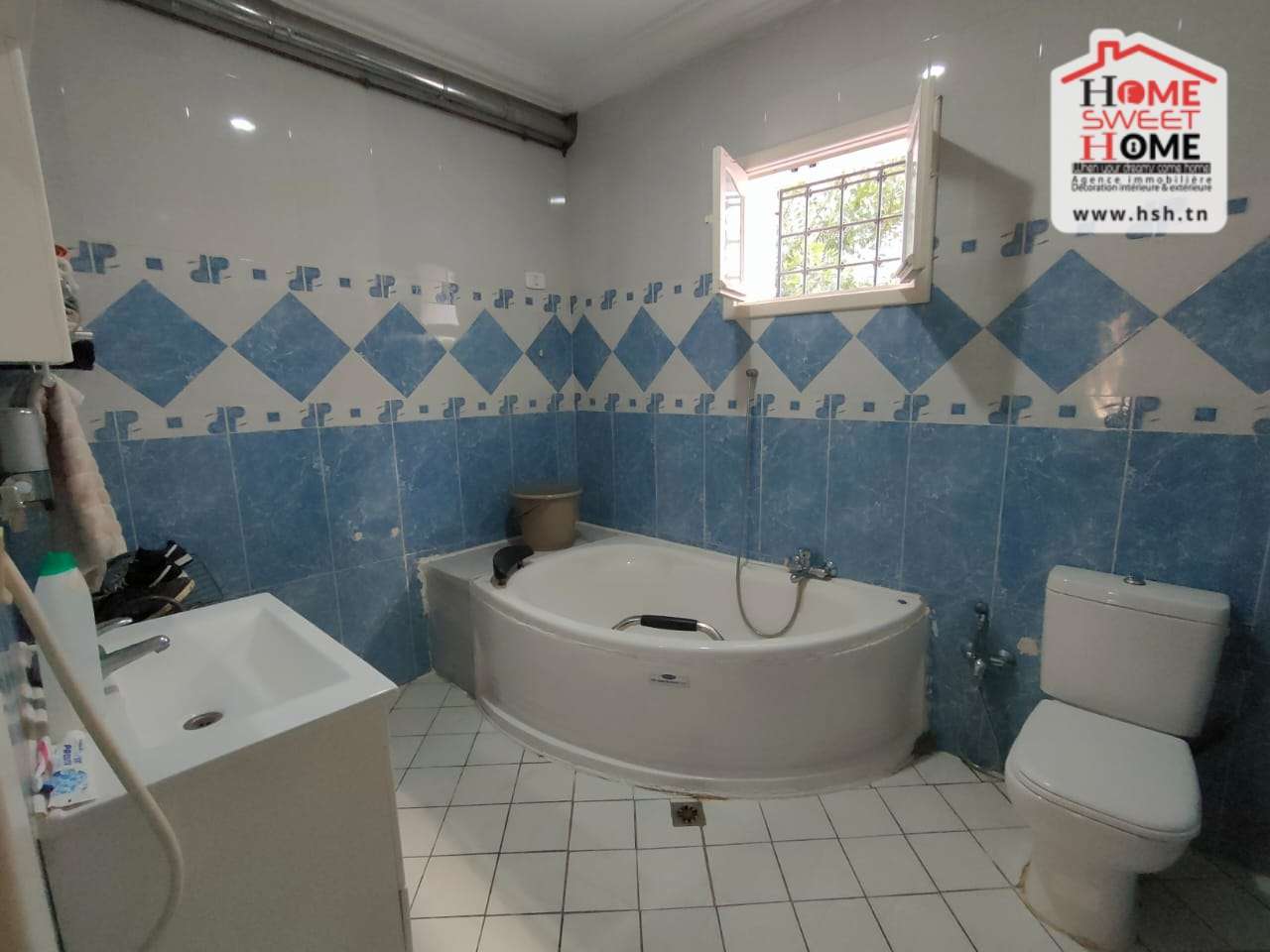 Bou Mhel El Bassatine Bou Mhel Vente Appart. 5 pices+ Immeuble florentina  boumhal
