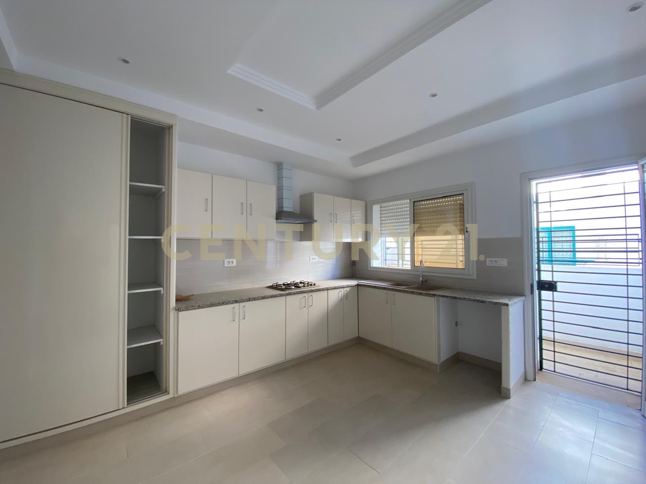 Nabeul Cite El Mahrsi 1 Location Appart. 4 pices Appartement  sidi mahrsi