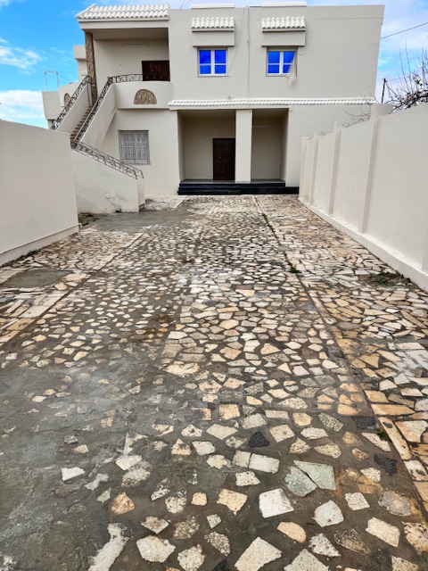 Sfax Sud Merkez Sahnoun Location Appart. 4 pices Maison  gremda km 7