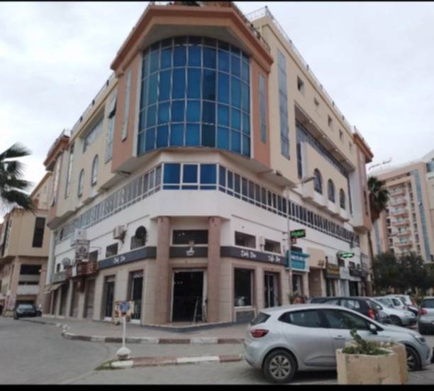 Sfax Ville Bab El Jebli Vente Appart. 3 pices Superbe appartement