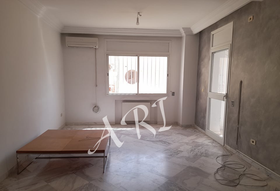 La Marsa El Aouina Vente Appart. 5 pices+ Appt s plus 4  cit el wahat