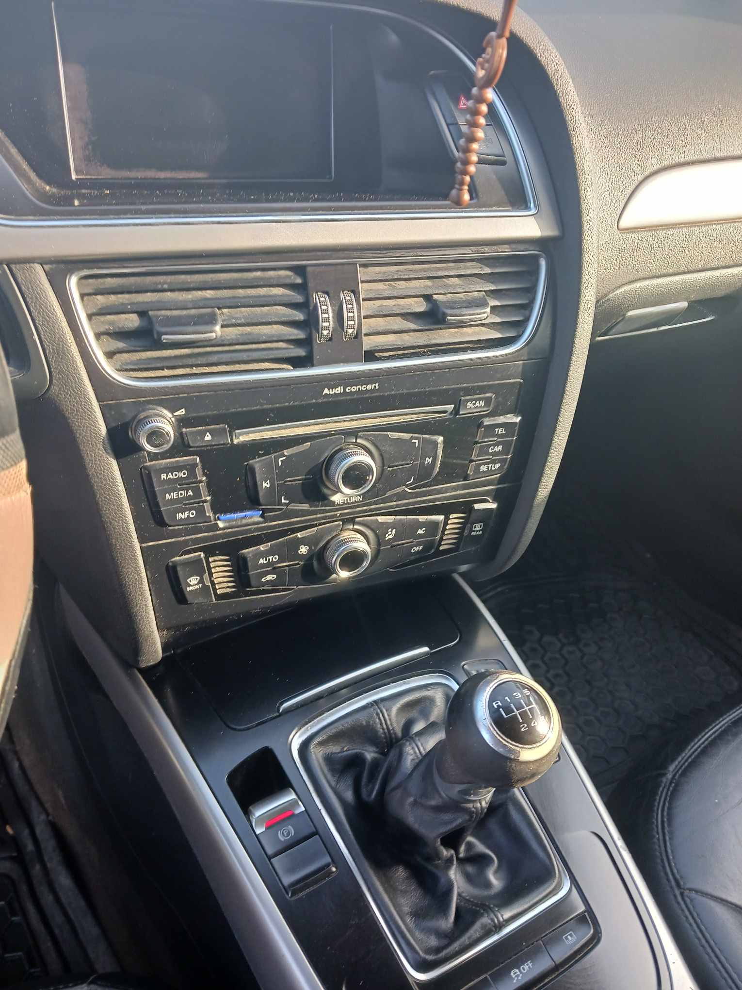 Monastir Monastir Audi A4 Audi a4 essence