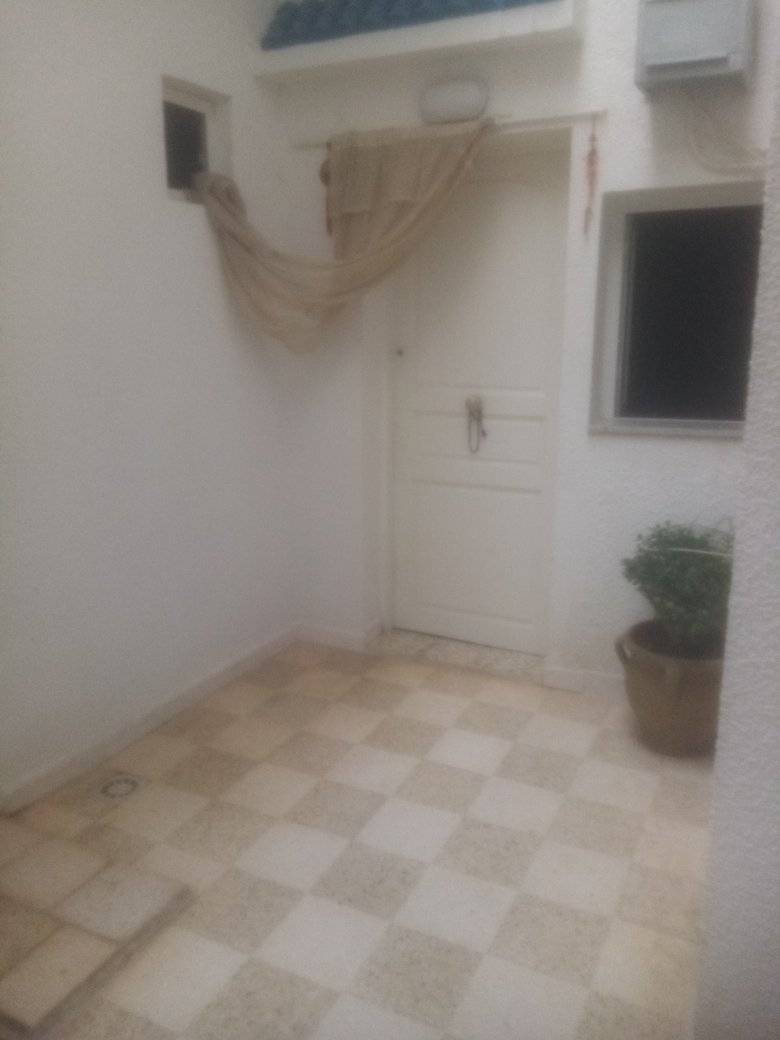 Carthage El Yasmina Location Appart. 1 pice Studio s0 tres propre pour filles carthage yasmina