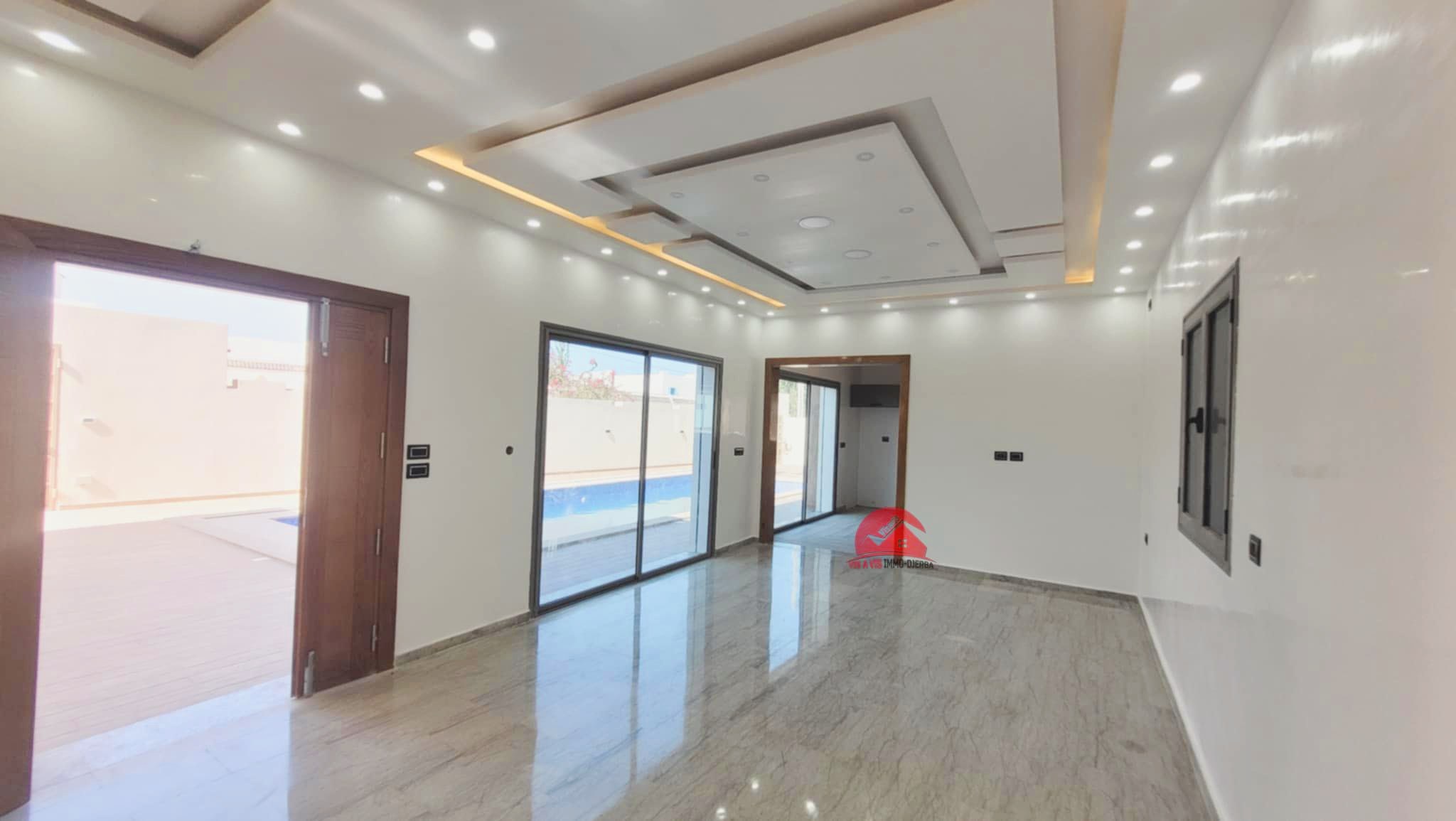 Djerba - Midoun Zone Hoteliere Vente Maisons Villa avec piscine titre bleu djerba za