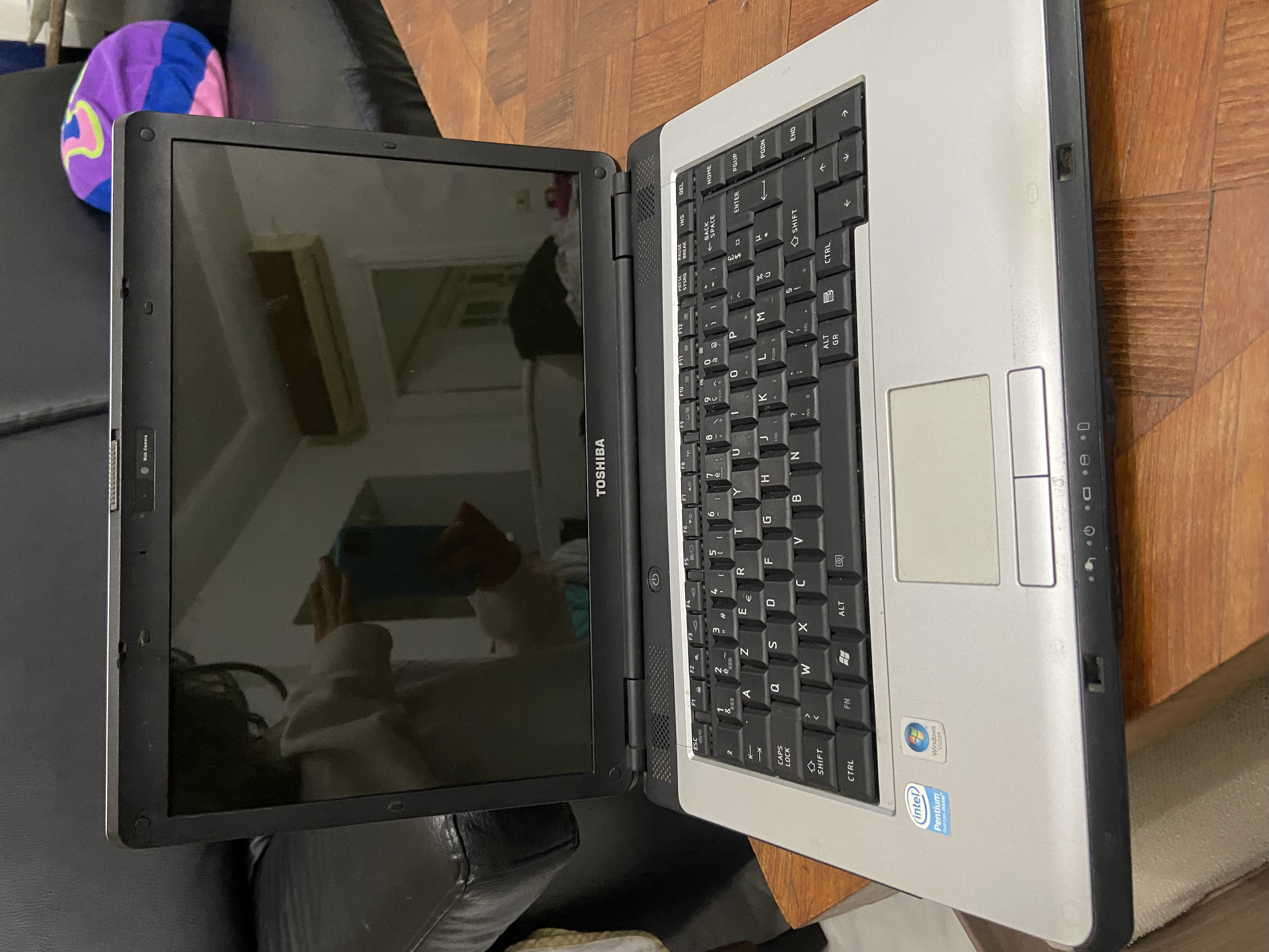 Ariana Ville Cite Ennasr 2 Toshiba Autre Ordinateur portable toshiba