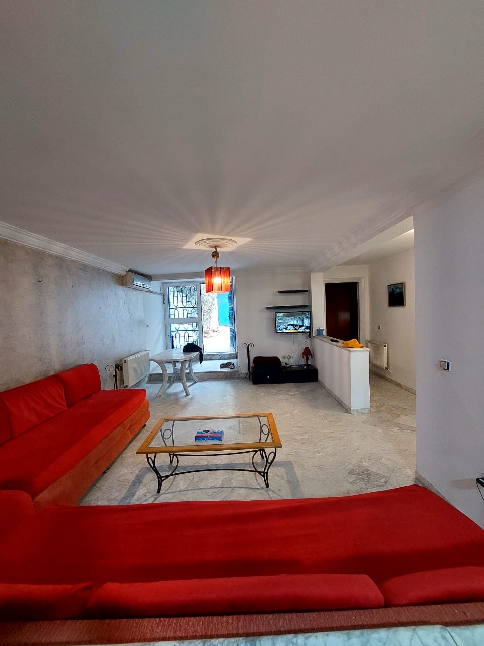La Soukra Cite Elyes Location Appart. 3 pices Grand s 2 avec bo jardin