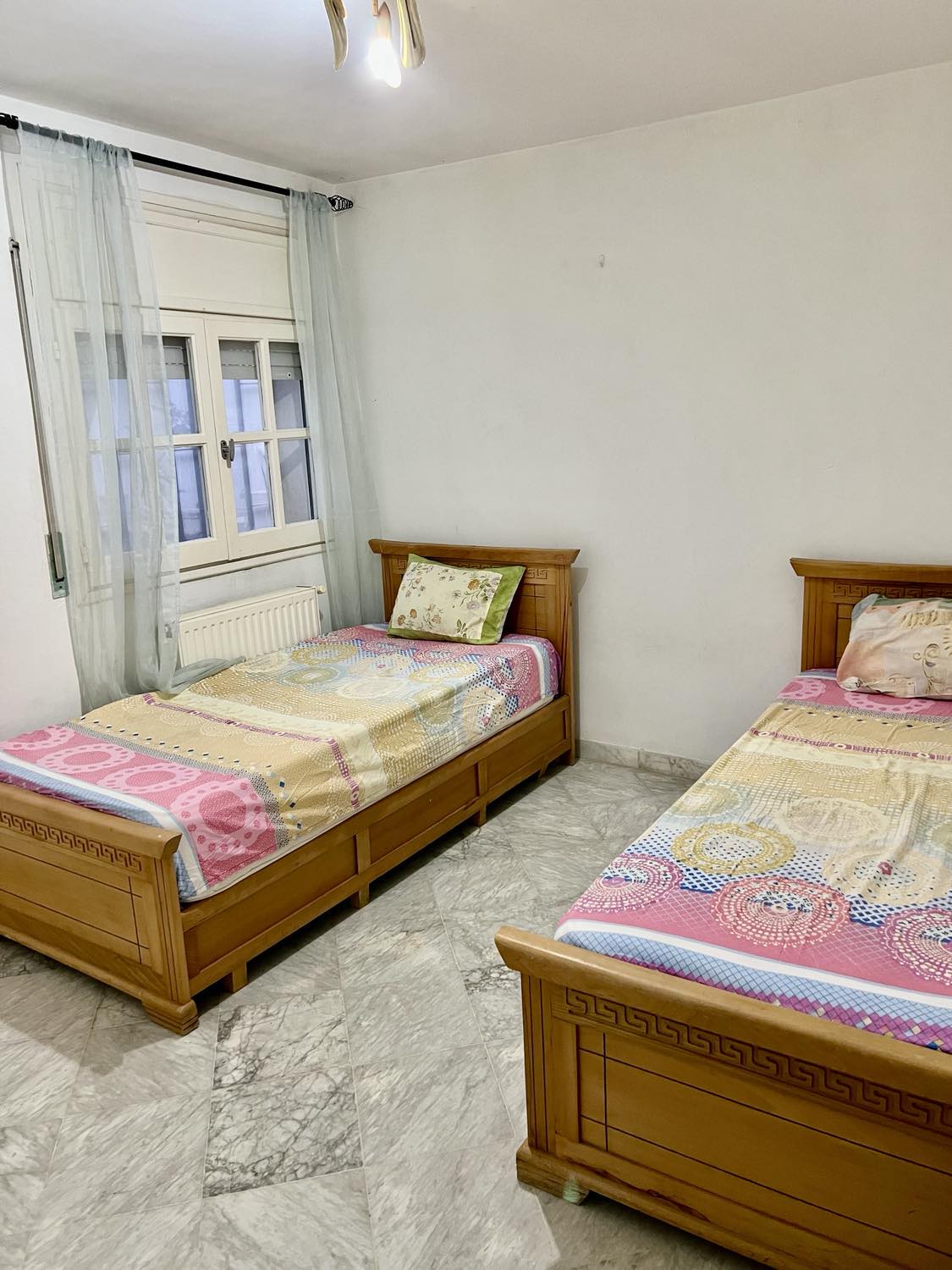 La Soukra Cite Elyes Location Appart. 3 pices Grand s 2 avec bo jardin