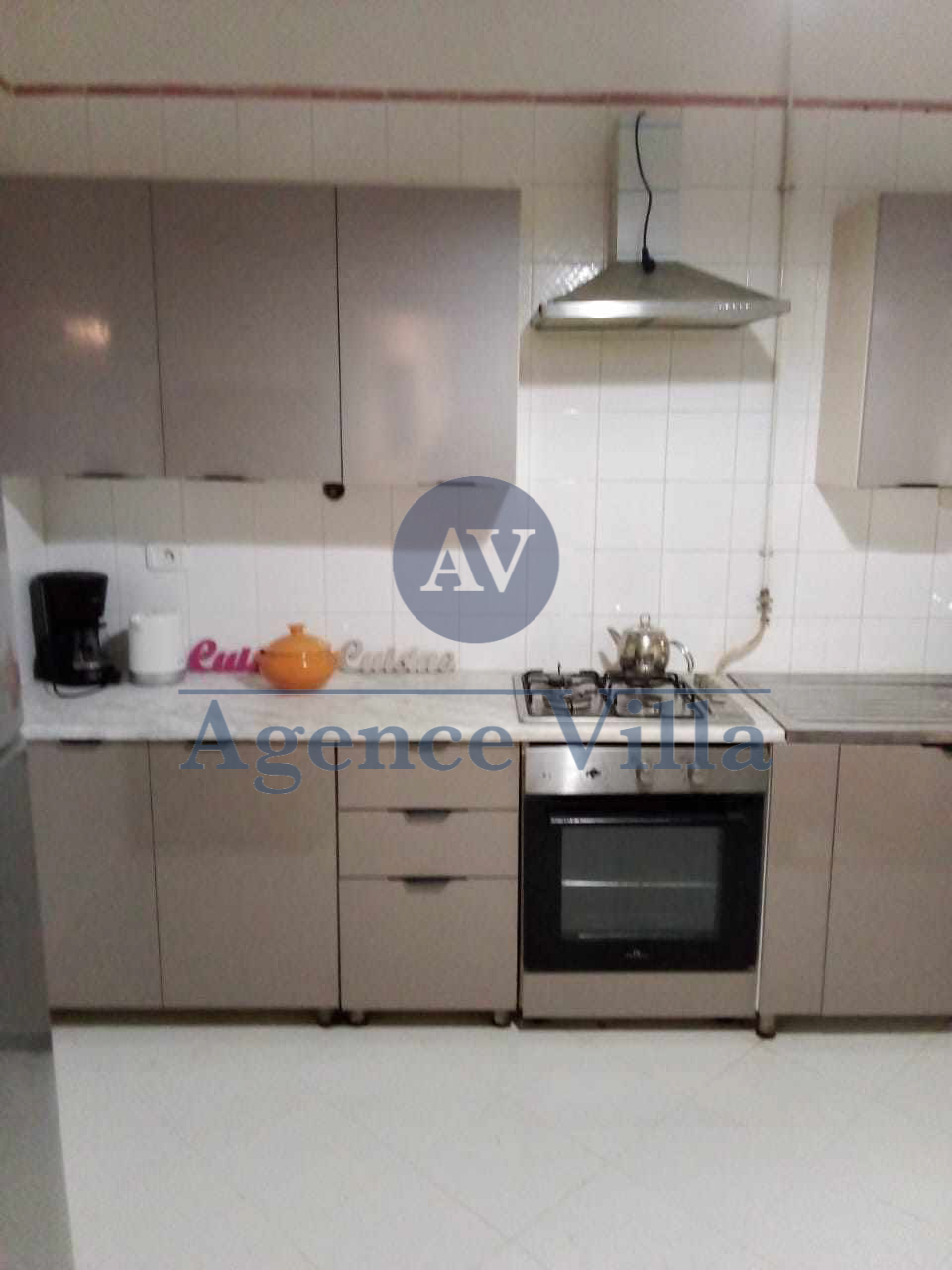 La Marsa Berge Du Lac Location Appart. 3 pices Un appartement s2 meubl aux berges lac 1