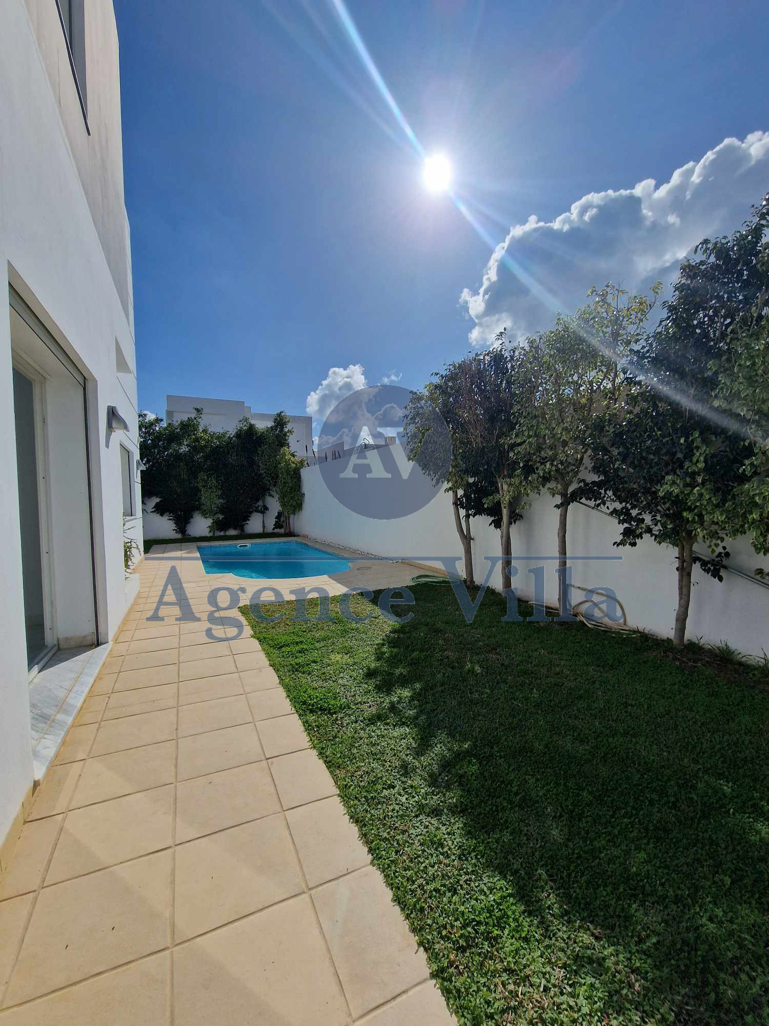 La Soukra La Soukra Location Autre Une villa s4  la soukra