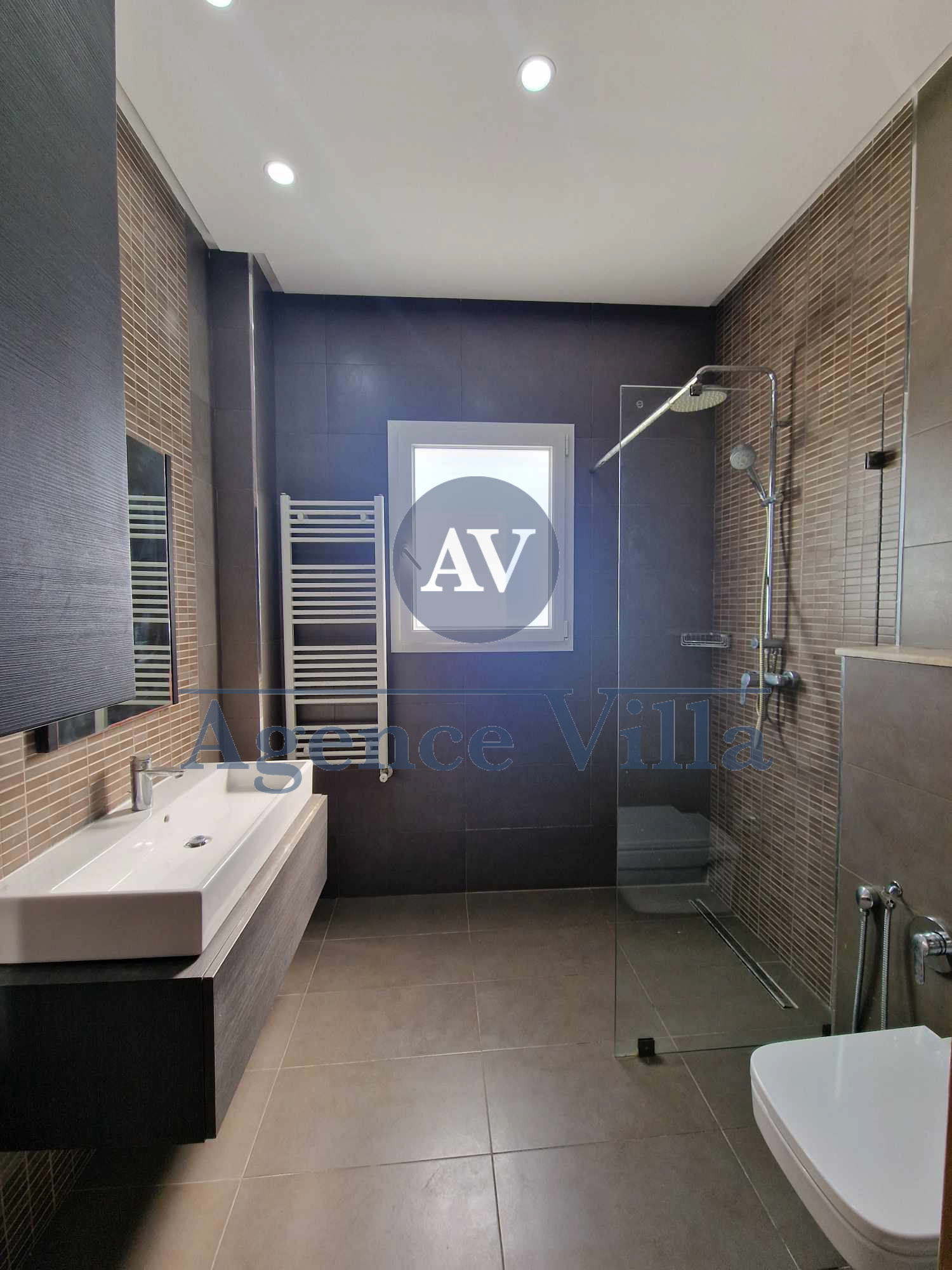 La Soukra La Soukra Location Autre Une villa s4  la soukra