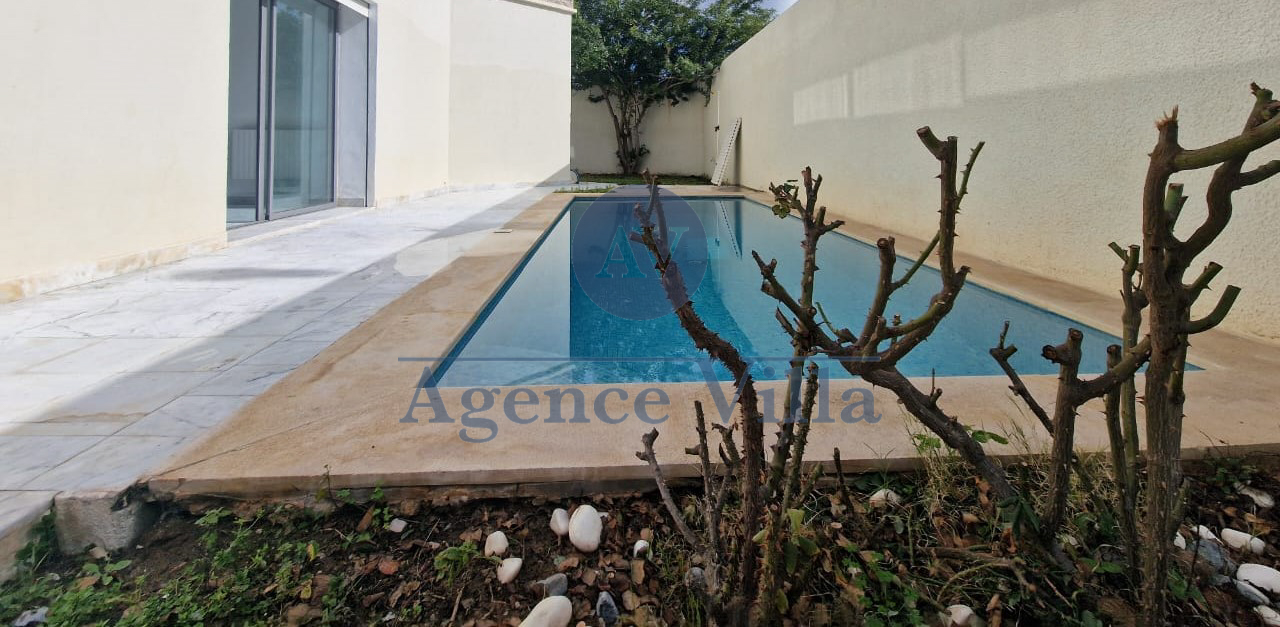 La Soukra La Soukra Location Maisons Une villa s4  la soukra avec piscine