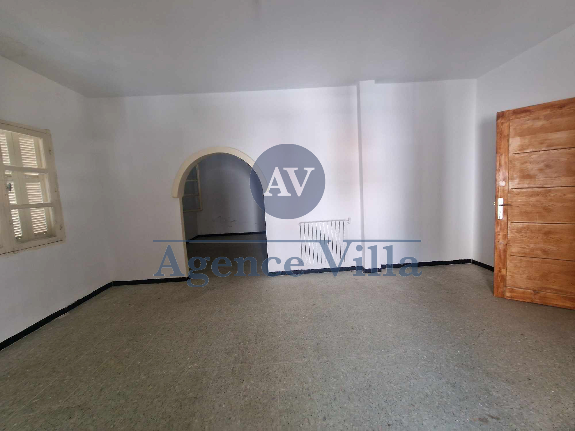 La Soukra Borj Louzir Vente Maisons Une villa sur deux niveaux  borj louzir
