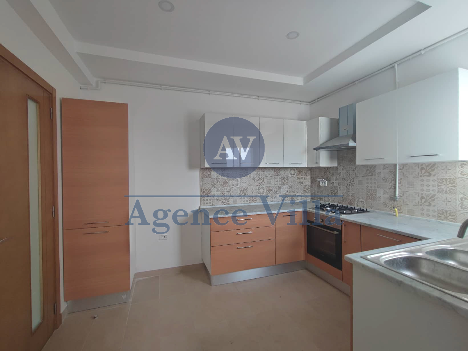 La Soukra La Soukra Location Appart. 3 pices Un appartement s2  soukra
