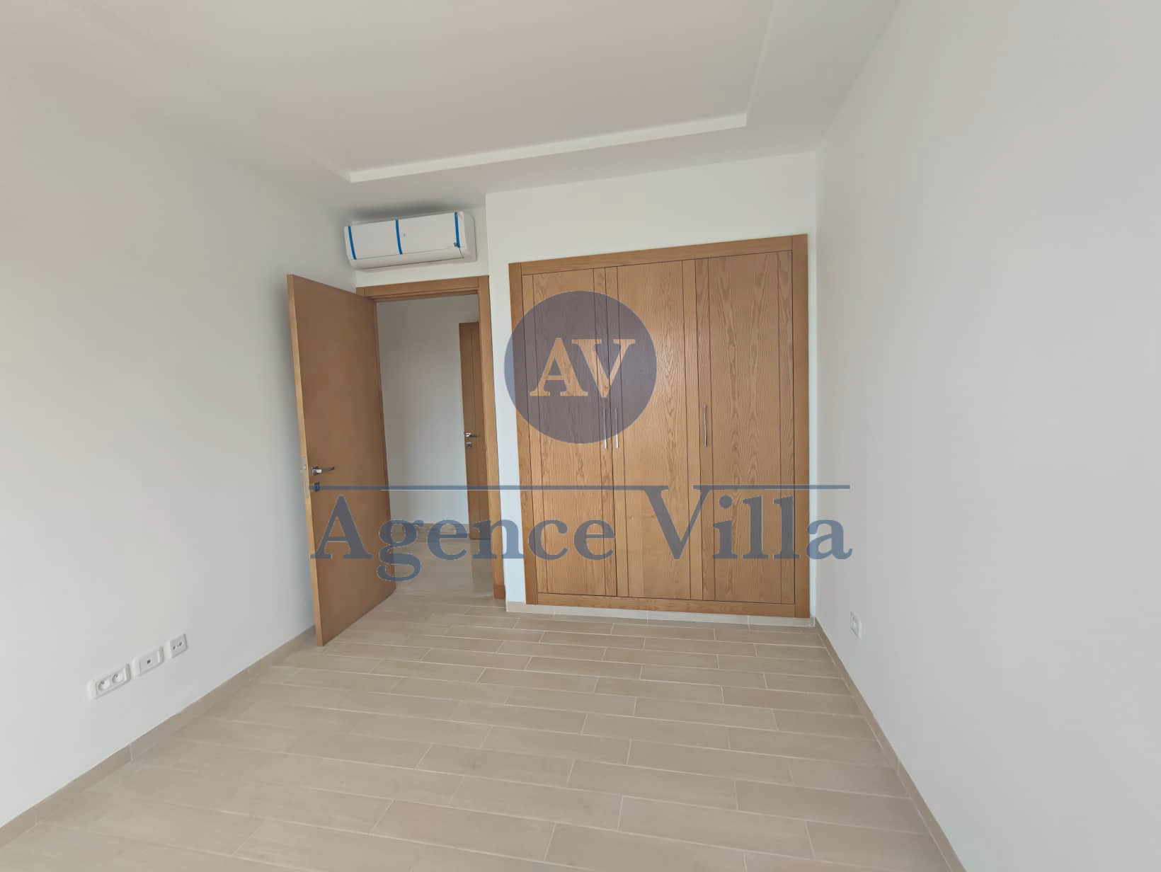 La Soukra La Soukra Location Appart. 3 pices Un appartement s2  soukra