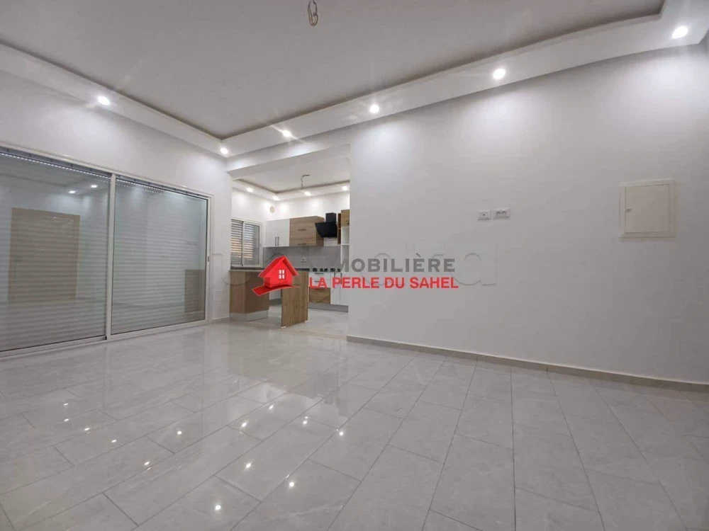 Akouda Tantana Vente Appart. 2 pices Tres beau appartement