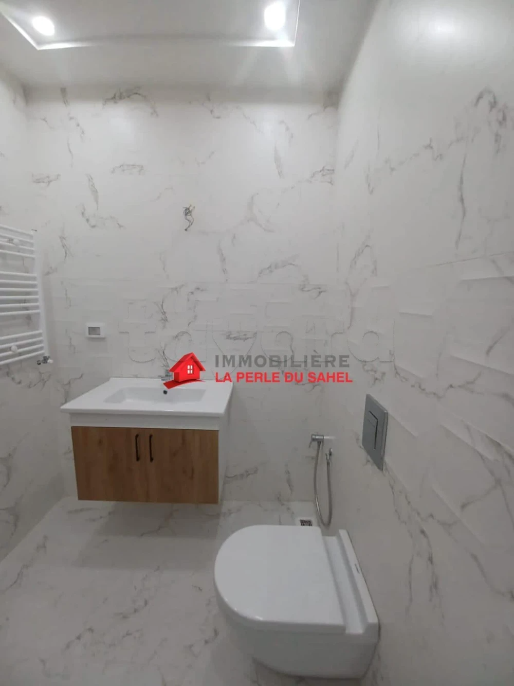 Akouda Tantana Vente Appart. 2 pices Tres beau appartement