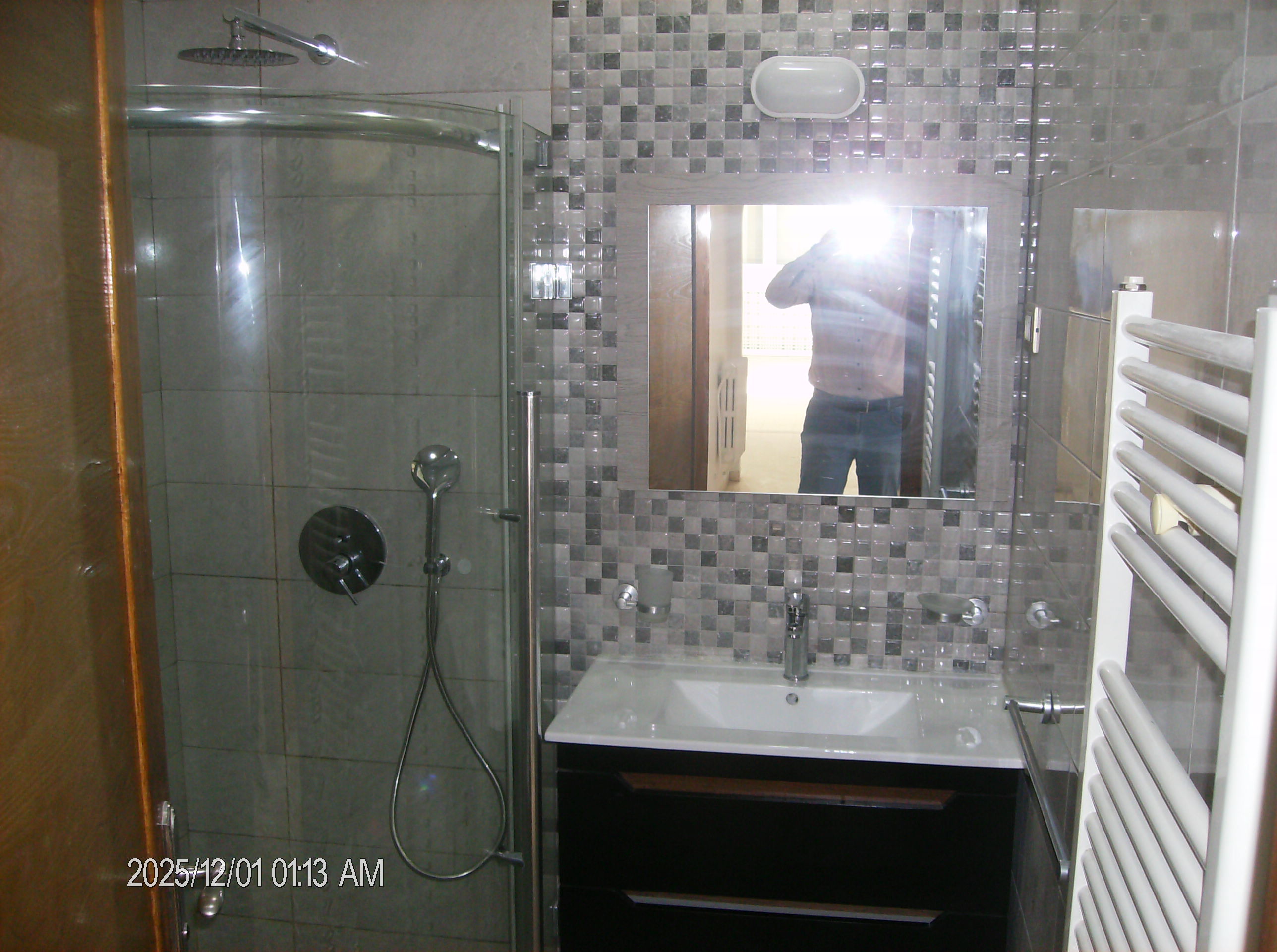 El Menzah El Menzah 9 Vente Appart. 5 pices+ Appartement semi collectif