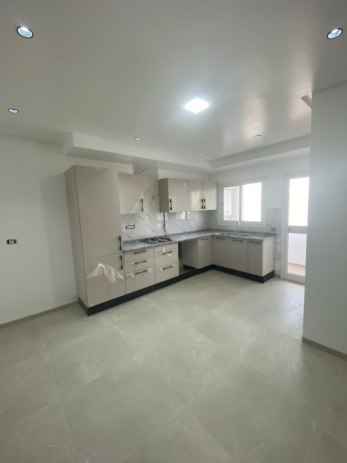 Raoued Cite Essahafa Location Maisons Cit essahafa agrable etage villa s3 neuf