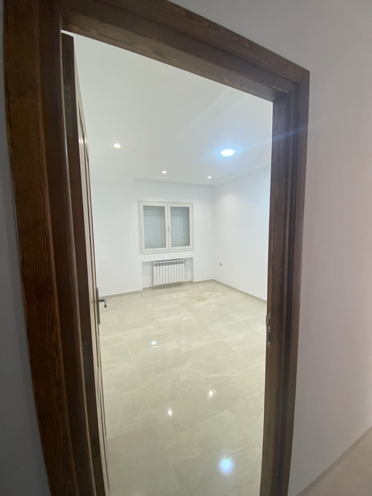 Raoued Cite Essahafa Location Maisons Cit essahafa agrable etage villa s3 neuf