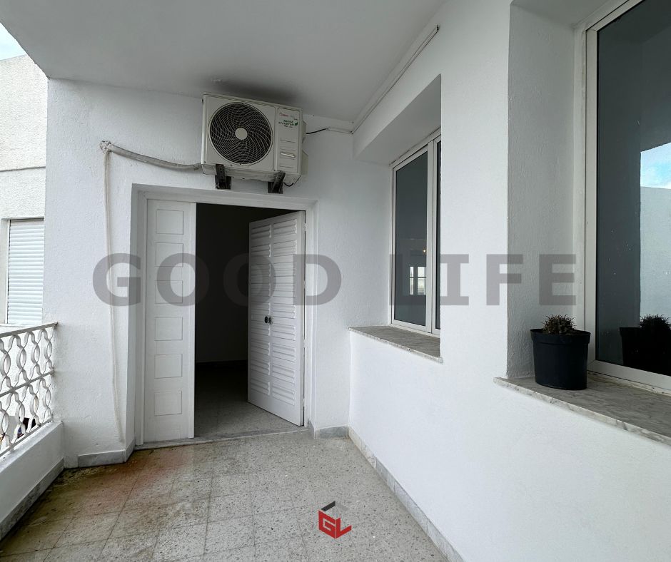 La Marsa Marsa Safsaf Location Appart. 5 pices+ S4  la marsa plage