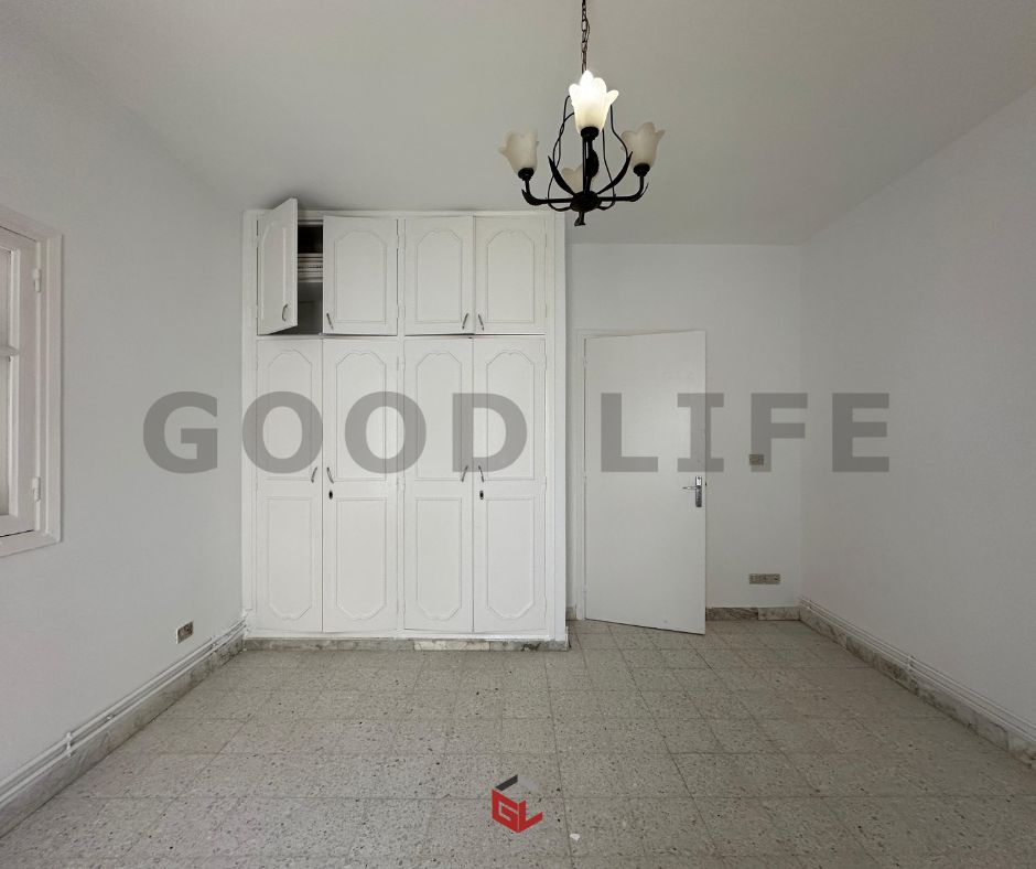 La Marsa Marsa Safsaf Location Appart. 5 pices+ S4  la marsa plage